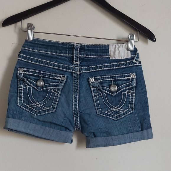 Shorts - Picture 1 of 10